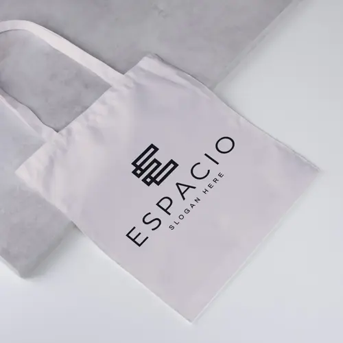 Tote Bag Minimalist Letter E Logo Mockup